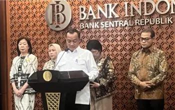 Gubernur BI Mendadak Mundur, Istana Tunjuk Destry Damayanti Amankan Sektor Keuangan Nasional!