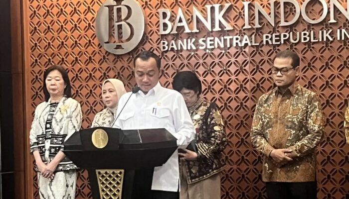 Gubernur BI Mendadak Mundur, Istana Tunjuk Destry Damayanti Amankan Sektor Keuangan Nasional!