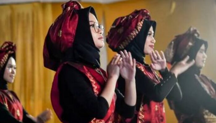 Talempong Batuang hingga Fashion Show Songket Mezhaf Pukau Silungkang Oso