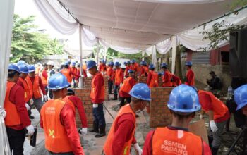 Tingkatkan Kompetensi, Semen Padang Latih 90 Tukang di Jambi