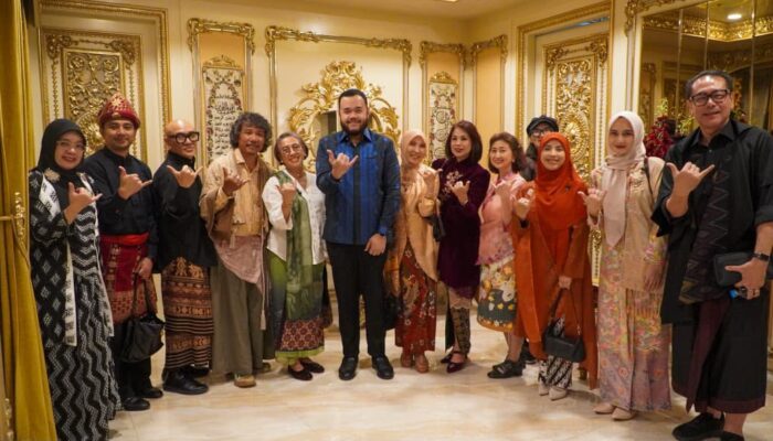 Padang International Fashion Summit: Langkah Fadly Amran Menuju Kota Kreatif UNESCO