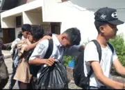 Asyik Nongkrong di Panorama Ladang Padi Saat Jam Sekolah, 10 Pelajar Diamankan