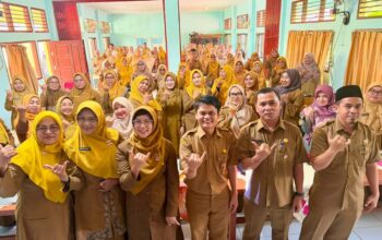 Guru Bahasa Inggris SMP Padang Siap Dobrak Kelas Digital