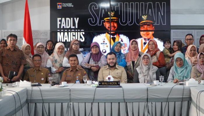Mulai 2027, Pemko Padang Wajibkan Warga Pilah Sampah atau Kena Sanksi