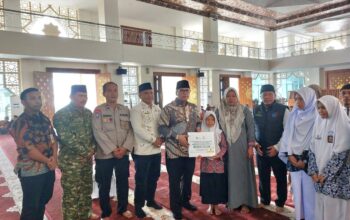 Program Padang Panjang Cerdas: 234 Siswa dan Mahasiswa Terima Bantuan BAZNAS