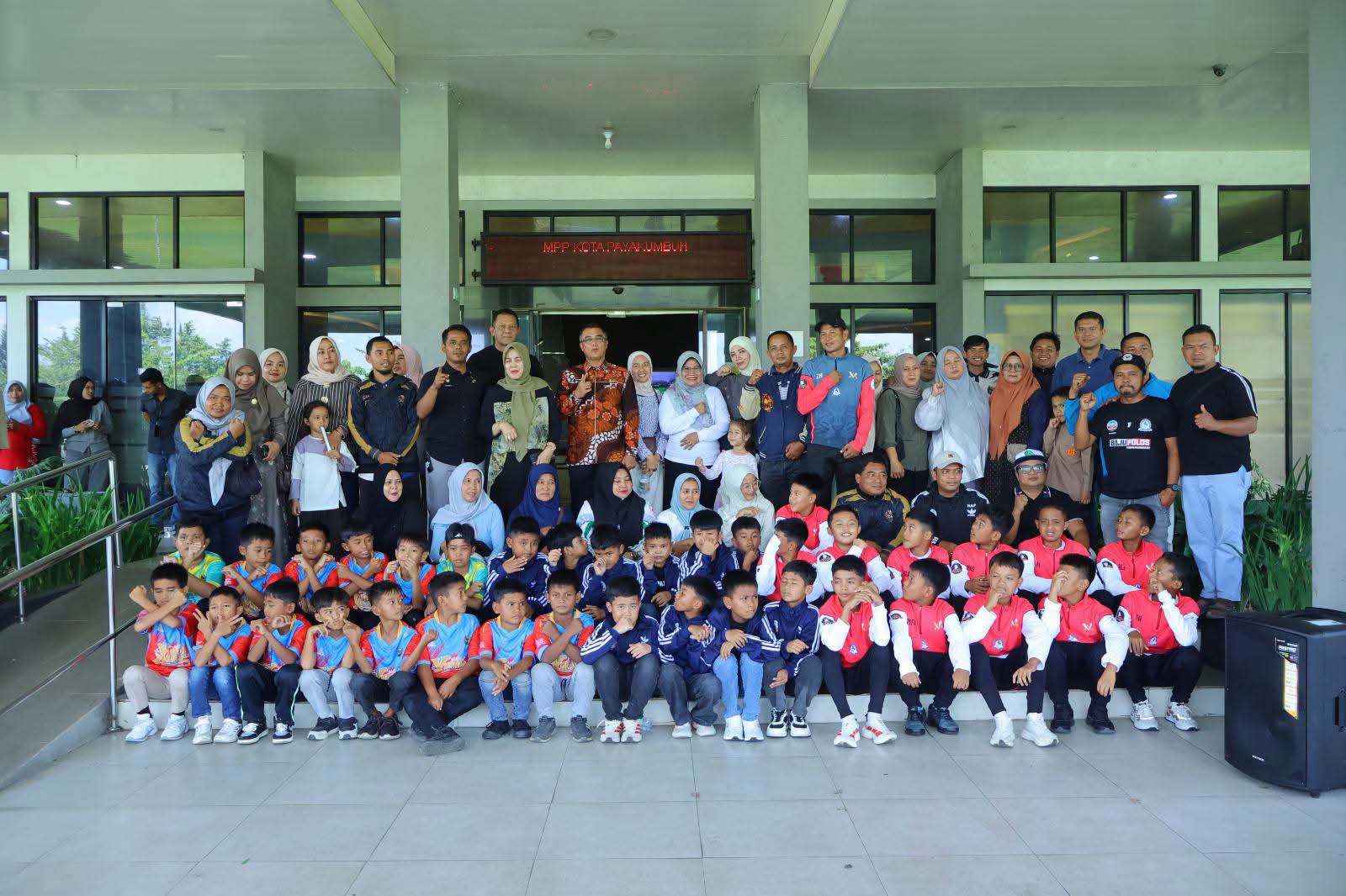Pemko Payakumbuh Lepas Victory FC dan FC Sakapa ke Liga TopScore Nasional