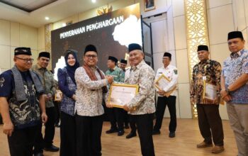 Fasilitasi Jemaah Haji 2026, Kota Solok Terima Penghargaan Kemenhaj dan Umrah RI