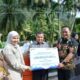 KKP Salurkan Bantuan Benih dan Pakan Gratis untuk 96 Hektare Tambak di Agam