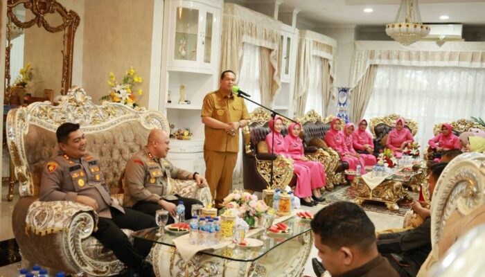 Hadiri Kenal Pamit Kapolres Pariaman, Yota Balad: Terima Kasih AKBP Andreanaldo, Selamat Datang AKBP Agung Pranajaya
