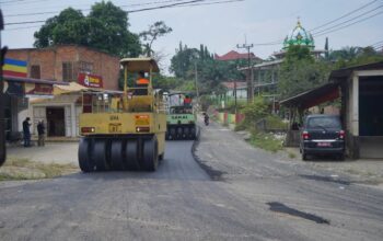 Akses Vital Blok D Sitiung II: Belasan Tahun Rusak Parah, Jalan Sungai Rumbai Timur Akhirnya Diaspal