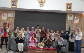 IKM Padang Panjang Dilatih Public Speaking untuk Tembus Pasar Global