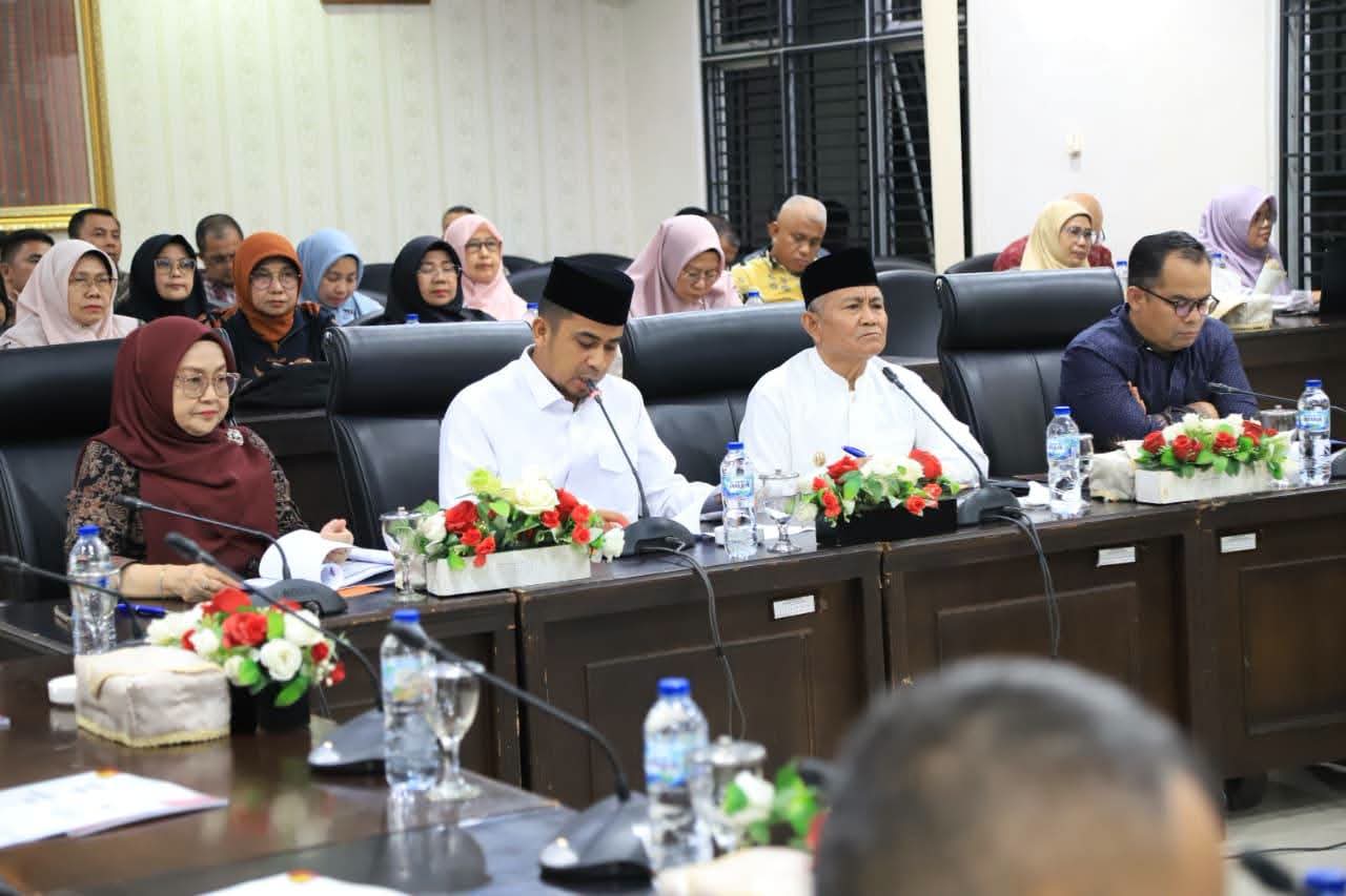 Pemko Solok Serahkan Rancangan KUA-PPAS 2027 dan Perubahan 2026 ke DPRD
