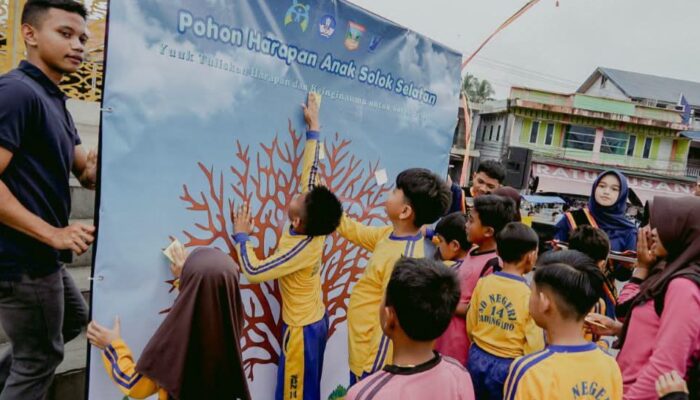 Viral Pohon Harapan di CFD Solok Selatan: Tempat Anak-Anak ‘Titip Mimpi’ Jadi Pemimpin