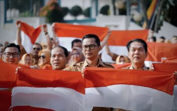 Sambut HUT RI ke-81, Pemkab Solsel Gerakkan Aksi Massal ‘Merahkan’ Solok Selatan