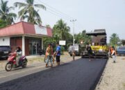Akhirnya Jalan Sitiung-Pulai Diaspal Mulus, 3 Kecamatan Merdeka dari Kubangan!
