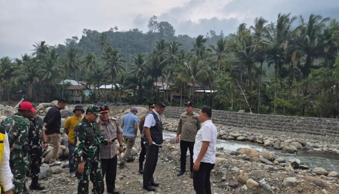 Percepat Rekonstruksi Pasca Banjir, Satgas PRR Pusat Turun ke Pesisir Selatan