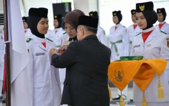 Dikukuhkan Bupati Agam, 65 Paskibraka Siap Tuntaskan Misi di HUT ke-81 RI