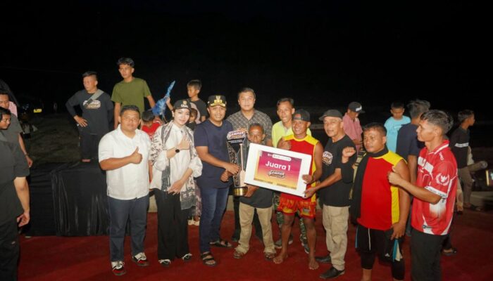 Sempat Vakum, Selaju Sampan Badunsanak Kembali Meriah di Dharmasraya, Harimau Buas Kuansing Juara I