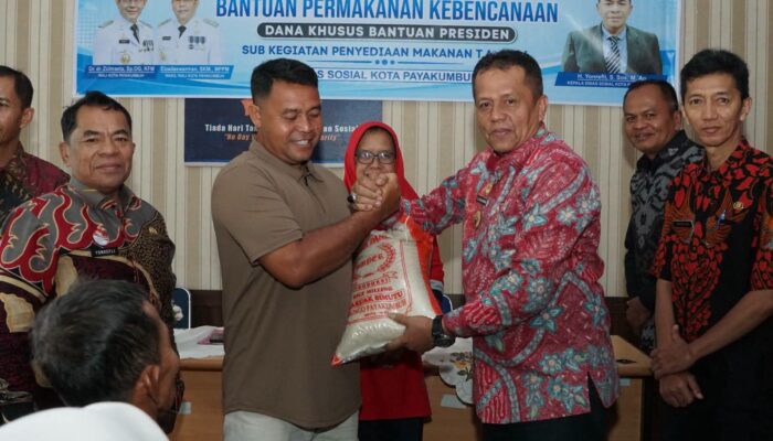 30 Warga Payakumbuh Terdampak Bencana dan Gagal Panen Terima Banpres