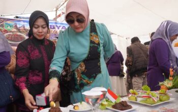 Gebyar Dasawisma Padang Panjang: 8 Kelurahan Adu Kreasi Olah Rendang, Angkat Kuliner Minangkabau