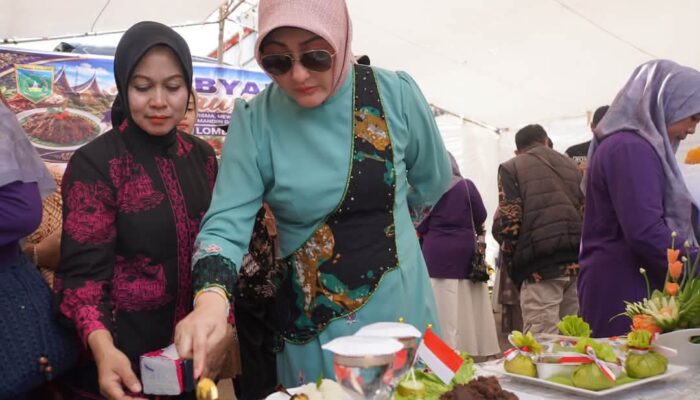Gebyar Dasawisma Padang Panjang: 8 Kelurahan Adu Kreasi Olah Rendang, Angkat Kuliner Minangkabau