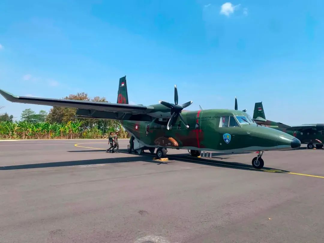 Lima Pesawat TNI AU Dikerahkan Tangani Karhutla, Perkuat Operasi OMC di Kalimantan