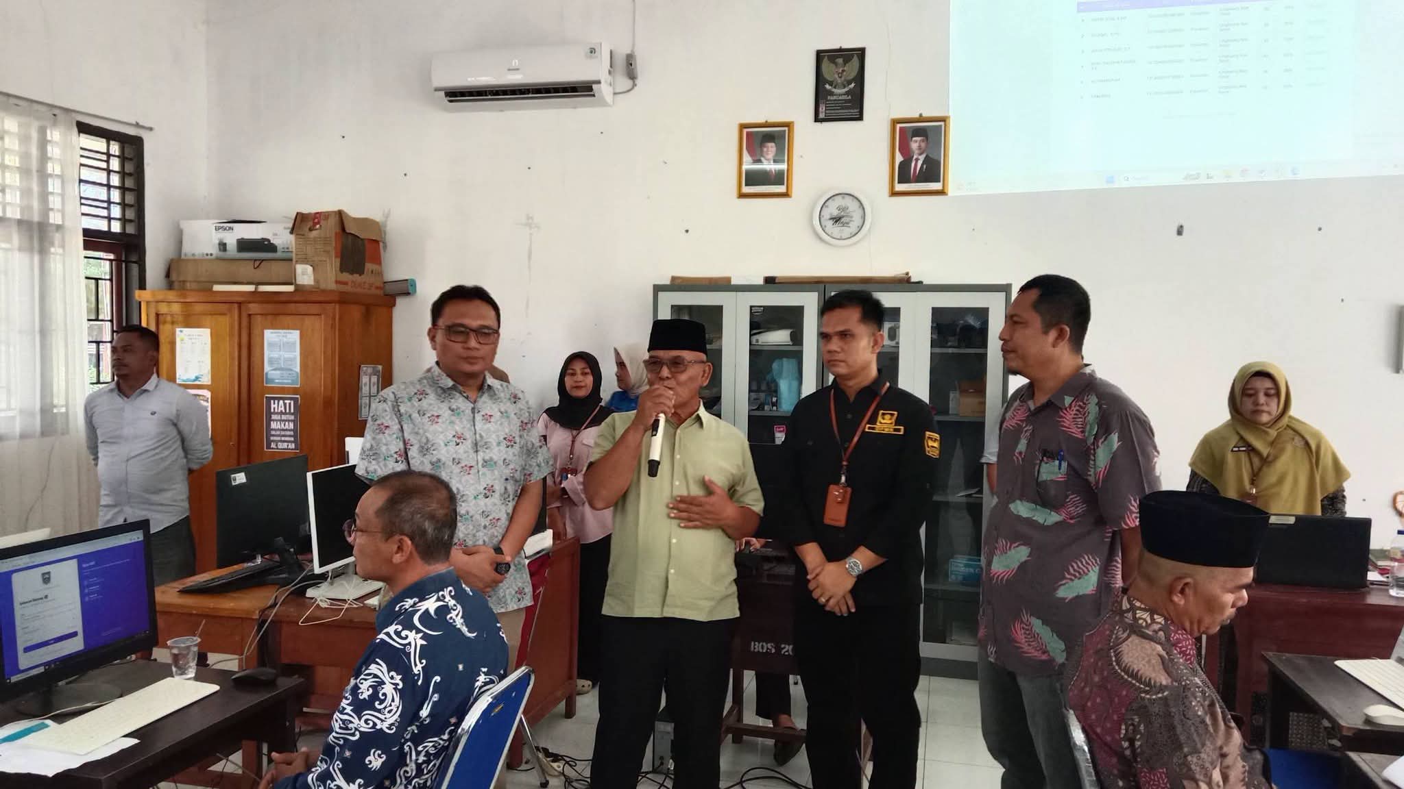 Seleksi Wali Nagari Pasaman Barat Berbasis CBT, Bupati Yulianto Serukan Pilwana Badunsanak