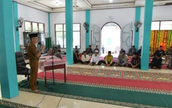 Gotong Royong Warga Sitanang Renovasi Masjid Istiqlal, Batagak Kudo-Kudo Jadi Momentum Bangkik dari Surau