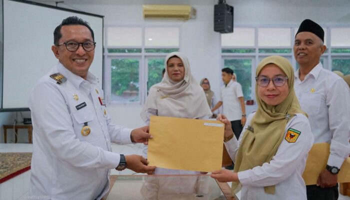 44 Guru Diangkat Jadi Kepala Sekolah, Eka Putra: Jangan Jadi Superman, Jadilah Super Tim
