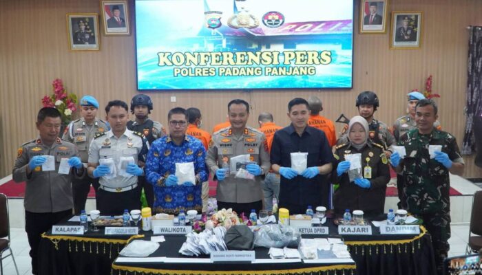 Polres Padang Panjang Bongkar 4 Kasus Narkotika, Sabu 751 Gram Berhasil Disita