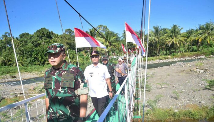 Pangdam XX/TIB Tinjau Jembatan Garuda di Padang Pariaman, Akses 1.154 Warga Kembali Lancar