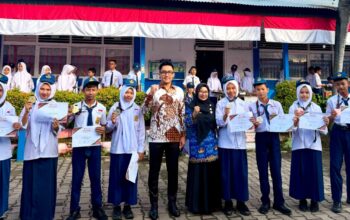 Rachmad Wijaya jadi Pembina Upacara HUT RI ke-81 di SMPN 20 Padang, Dorong Pembangunan 10 Ruang Kelas Baru