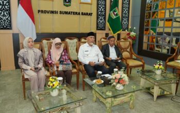 Peringatan Hari Lahir Bung Hatta:  Jujur Itu Hebat, Mahyeldi Minta Generasi Muda Pegang Teguh Integritas!