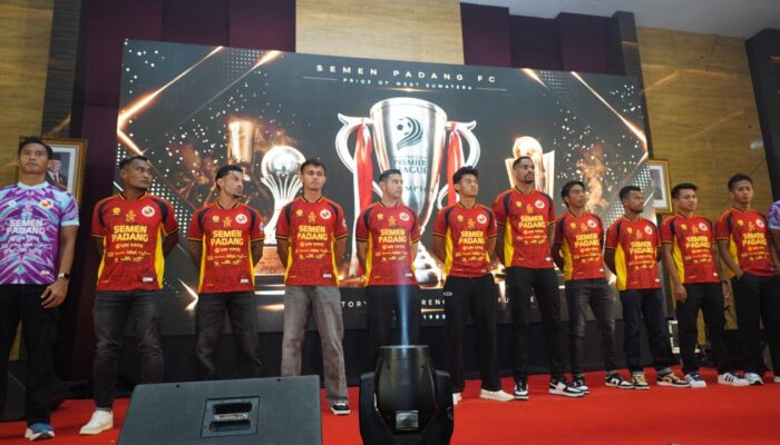 Valentino Simanjuntak Terpukau Launching Semen Padang FC, Jersey Baru Bawa Identitas dan Kebanggaan Kabau Sirah