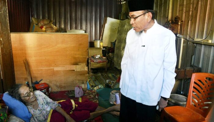 Kisah Djamai Ani, Lansia Sebatang Kara di Padang yang Dapat Bantuan Bedah Rumah dan Dokter Warga dari Pemko