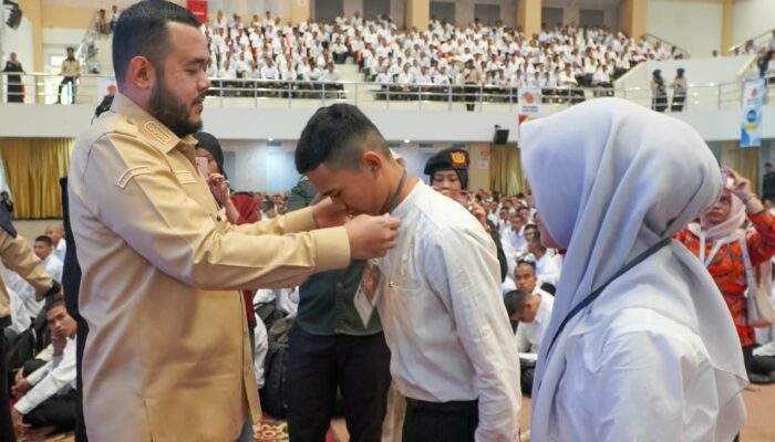 Resmi Buka PKKMB PNP 2026, Pemko Padang Fasilitasi Mahasiswa Kuliah ke Luar Negeri