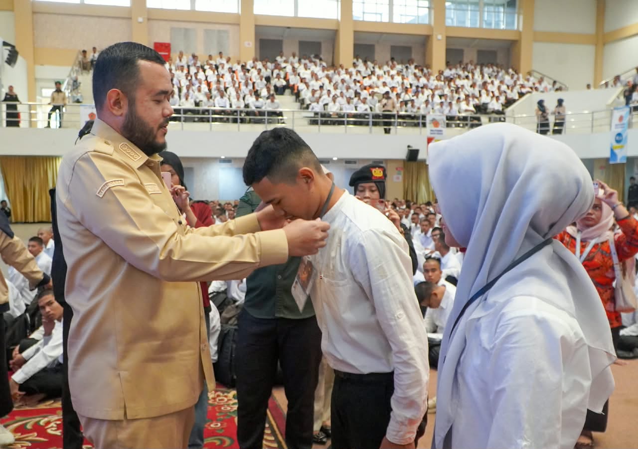 Resmi Buka PKKMB PNP 2026, Pemko Padang Fasilitasi Mahasiswa Kuliah ke Luar Negeri