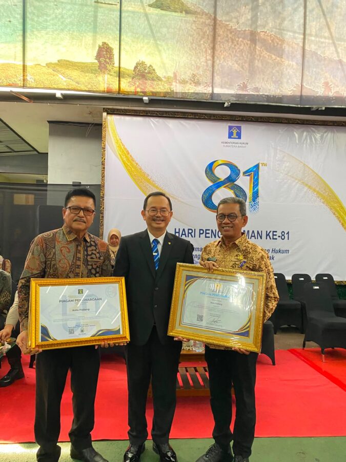 Borong 3 Penghargaan Kemenkumham, Pemko Padang Sabet Nilai Sempurna 100!