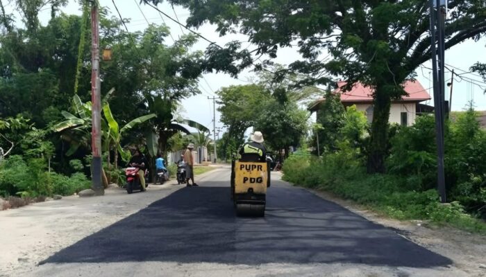Dinas PUPR Padang Gencarkan Patching Jalan, Jalan Parak Karakah hingga Adinegoro Diperbaiki