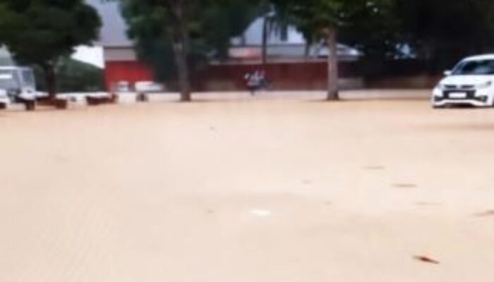 Koto Tangah Dikepung Banjir, Warga Sungai Lareh Minta Evakuasi