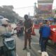 Kualitas Udara Padang Panjang Menurun Akibat Asap Karhutla, BPBD Bagikan Masker