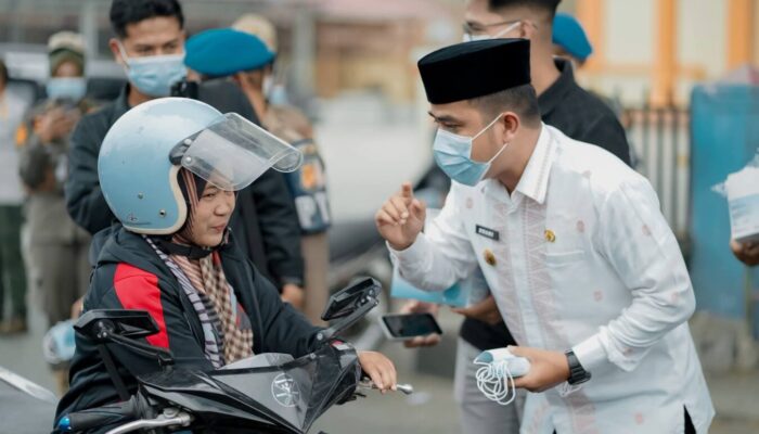 Asap Karhutla Mengancam, Pemko Solok Sebar 25.000 Masker Gratis untuk Warga