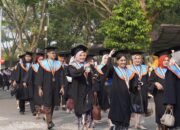 441 Lulusan ISI Padang Panjang Resmi Diwisuda, Hendri Arnis: Jangan Berhenti Berkarya