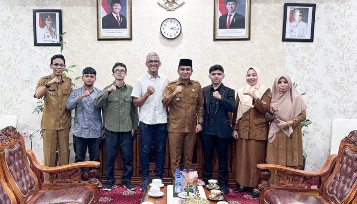 3 Mahasiswa Kota Solok Dapat Beasiswa ke China dan Magang di Taiwan, Wali Kota: Raih Ilmu untuk Masa Depan