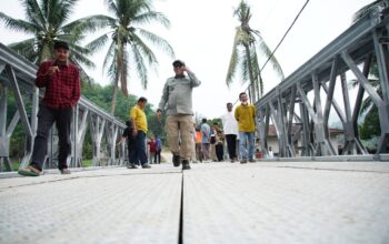 Jembatan Tanjung Anau Dibangun Kembali, Bupati Eka Putra Pastikan Akses Warga Lintau Buo Segera Pulih