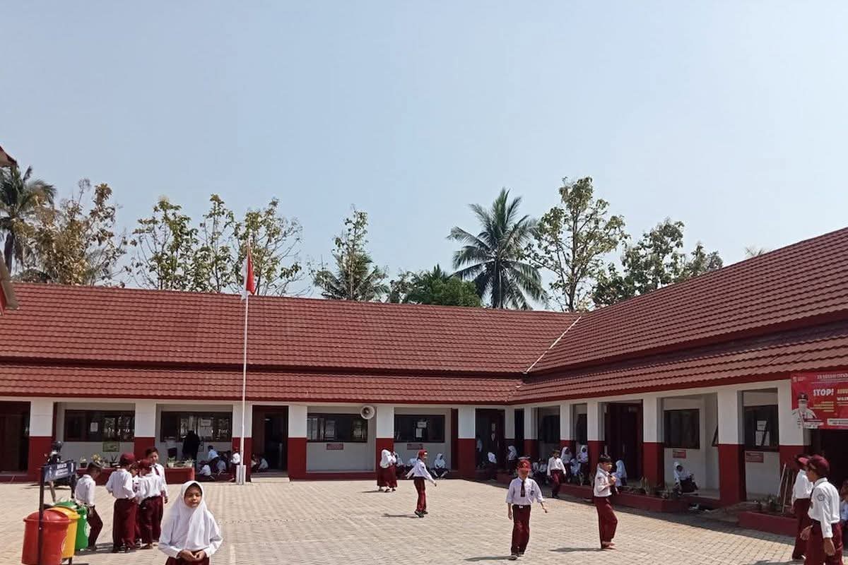 Kualitas Udara Membaik, Ribuan Siswa Tanah Datar Kembali ke Sekolah Besok!