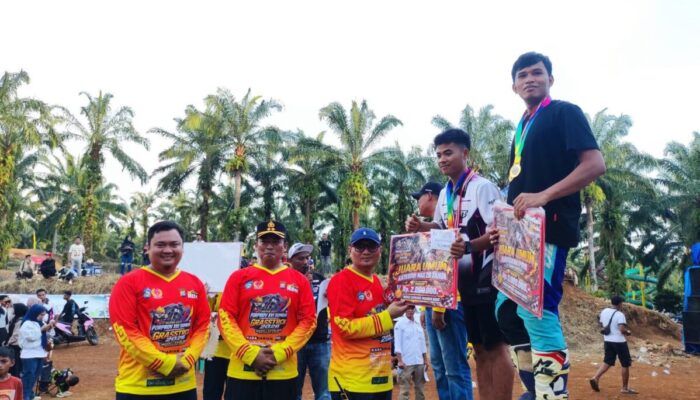 Pasbar Panaskan Mesin Porprov XVI, Seleksi Grasstrack Jaring Pebalap Terbaik