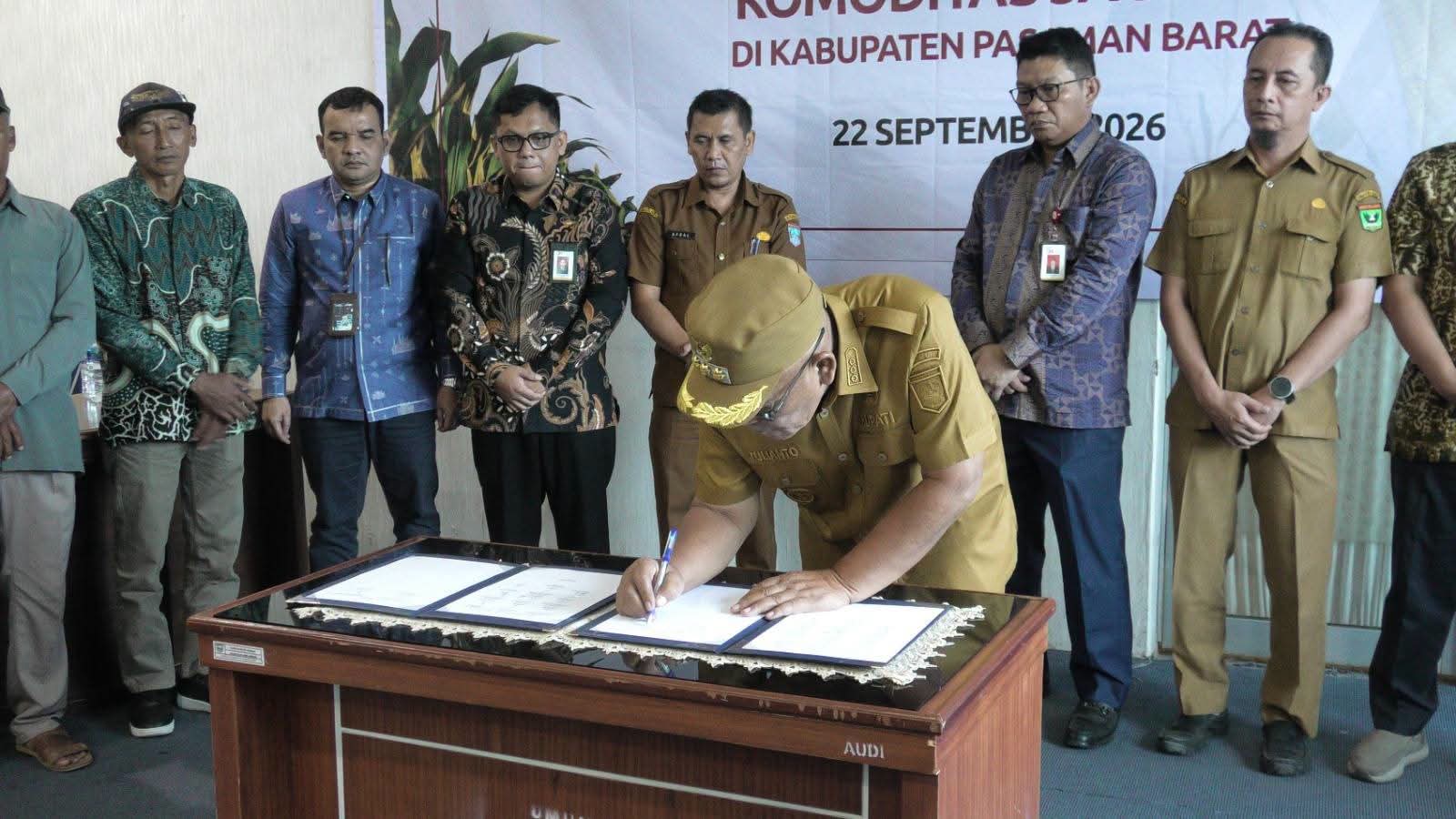 Produksi Jagung Pasbar Hampir 200 Ribu Ton, OJK Perkuat Akses Pembiayaan Petani