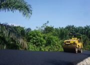 Jalan Pulau Punjung-Lubuk Bulang Mulai Diaspal, Akses Alternatif Menuju Timpeh Diperkuat
