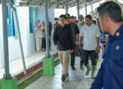 Wapres Gibran Jenguk Korban Banjir Bandang Solok di RSUD Arosuka, 10 Warga Dapat Perawatan